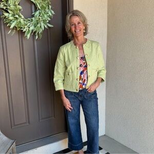 Cabi tea cake topper (wasn’t high demand and ended up selling out)✨